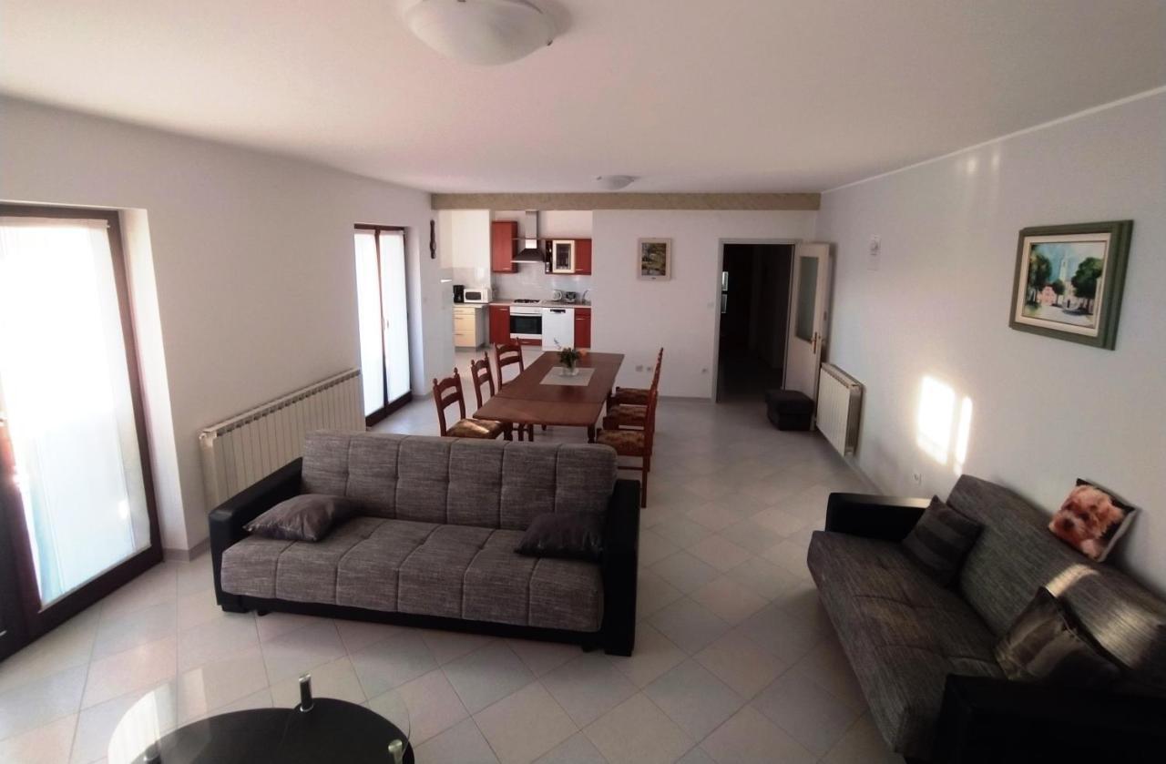 Apartment Davorka Vrsar Eksteriør billede